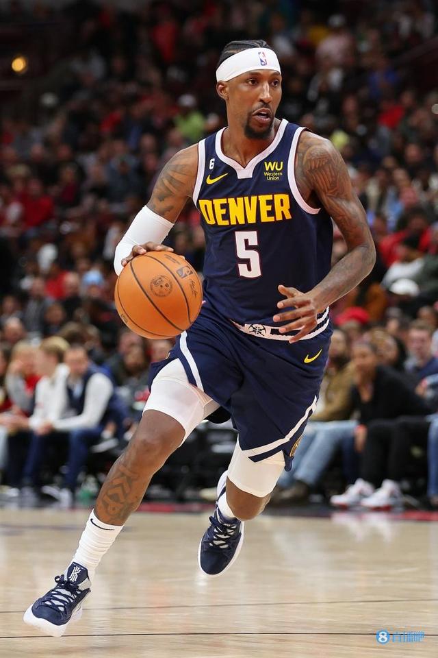 KAIYUN SPORTS-莎拉波娃重要时刻战术调整，掘金带队取胜！引发球迷热议-KAIYUN SPORTS