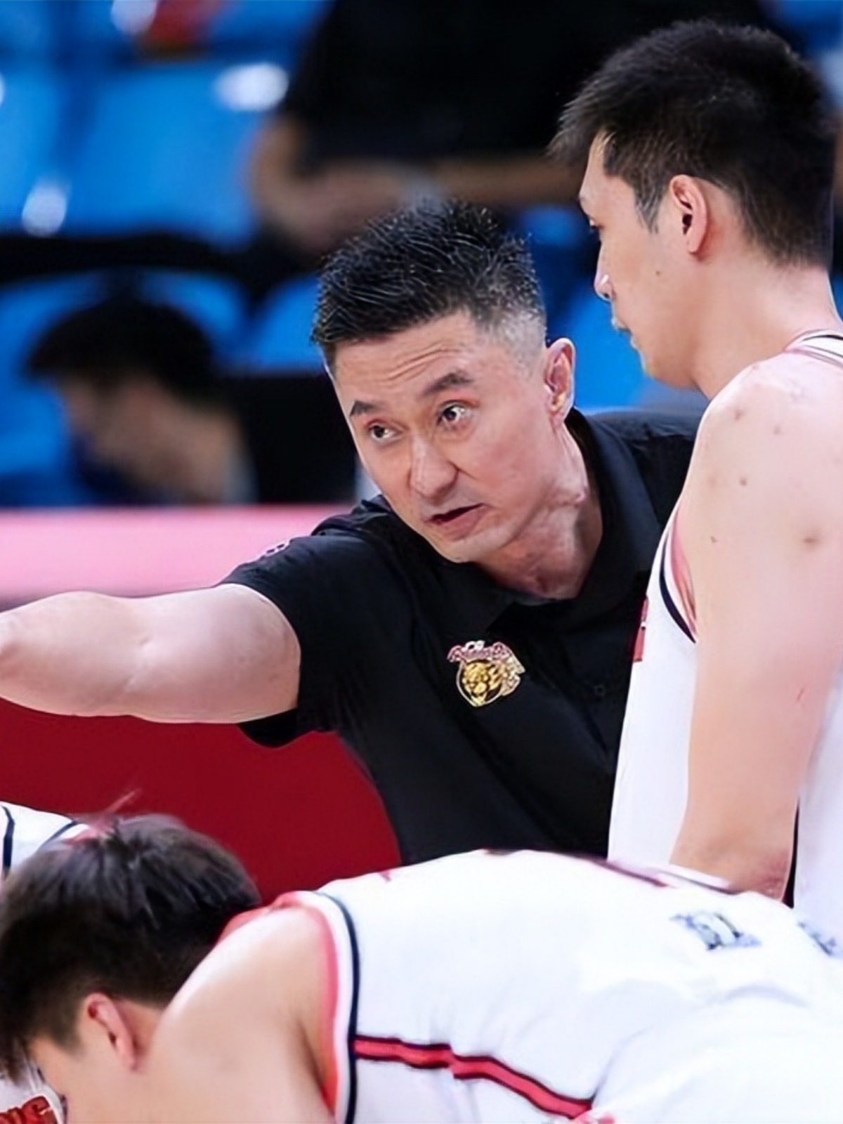 kaiyun-包含广东宏远发布备战花絮，今夜篮板制胜，西甲任务艰巨，轮换策略成焦点的词条-kaiyun